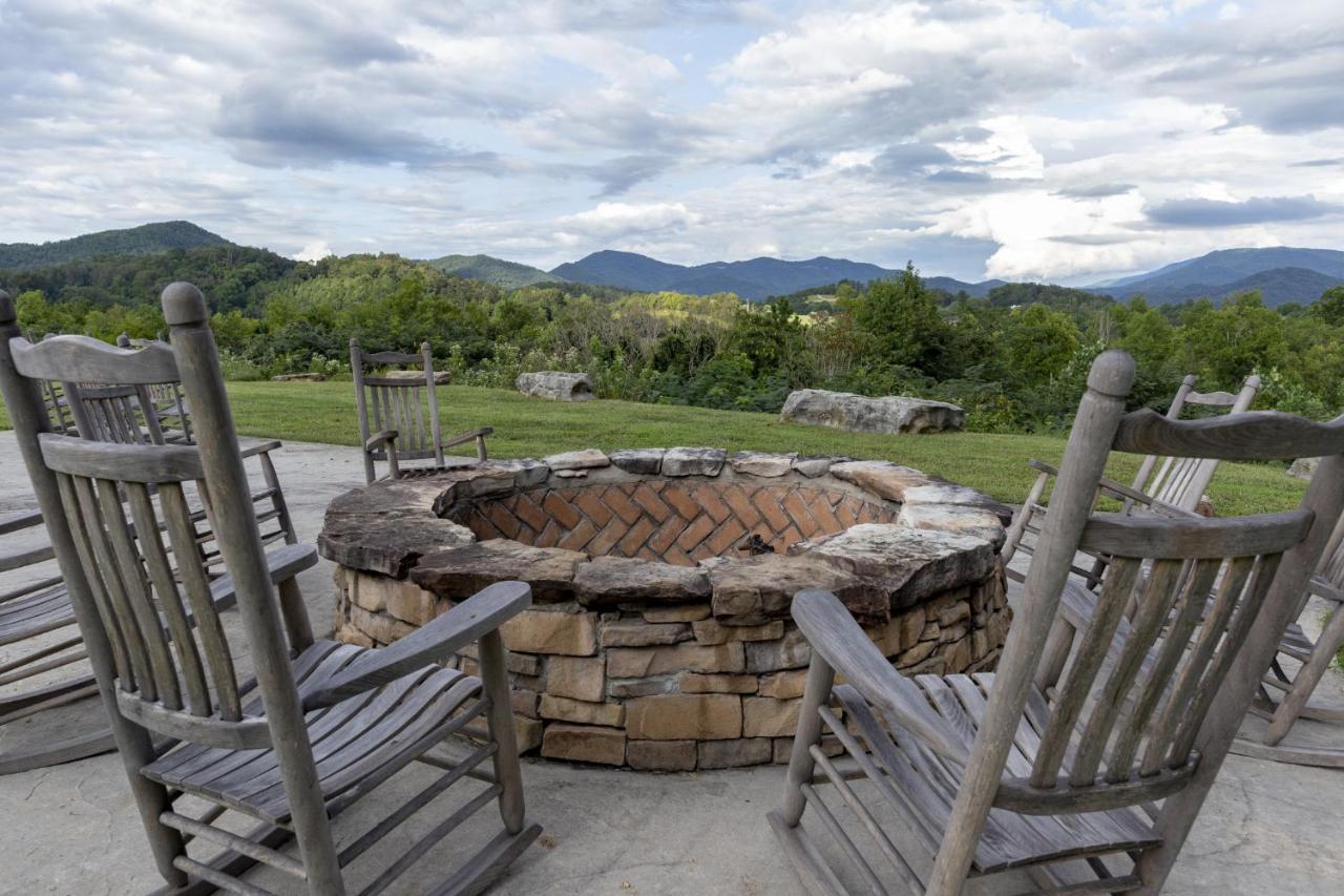 Modern Cades Cove Condo W Community Pool Townsend Esterno foto